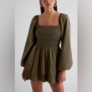 EXPRESS  SQUARE NECK LONG SLEEVE SMOCKED POPLIN ROMPER SZ XL